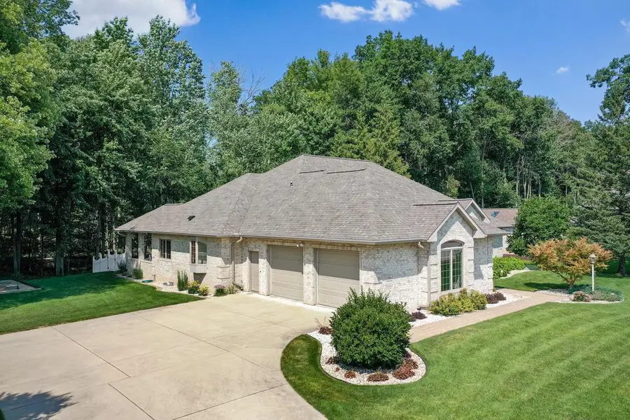 1184 PLEASANT VALLEY DRIVE, Oneida, WI 54155 - #3