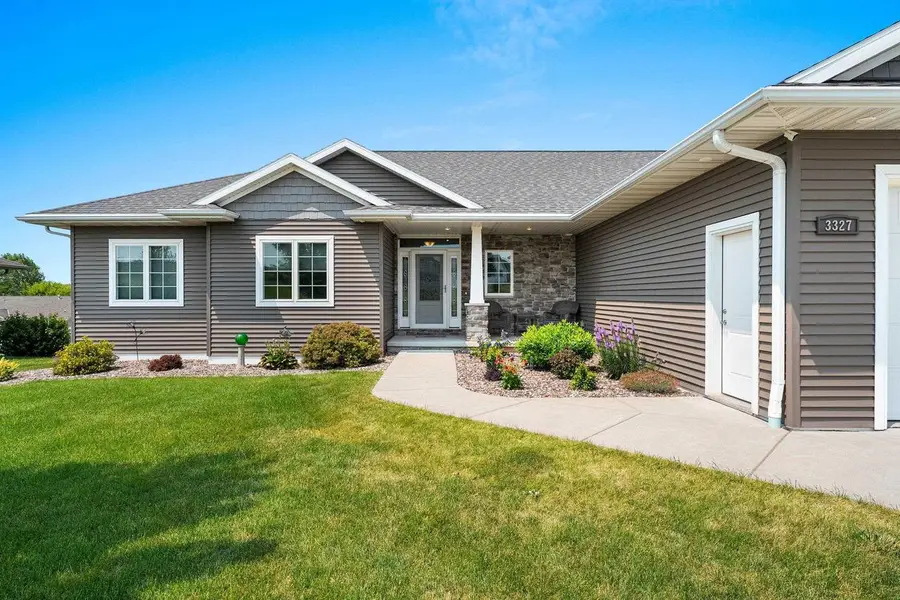 3327 EGRET DRIVE, Green Bay, WI 54311 - #3