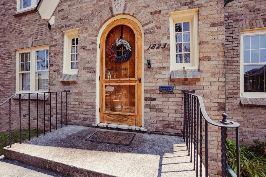 1823 COLLEGE AVENUE, Racine, WI 53403 - #3