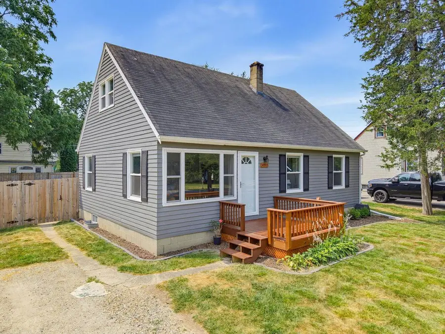 34903 PARKWAY DRIVE, Oconomowoc, WI 53066 - #2