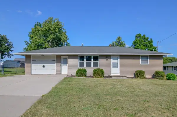 6770 CRIPPEN STREET, Greenleaf, WI 54126