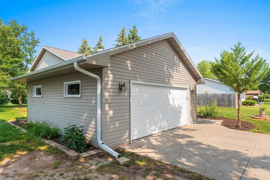 169 PRAIRIE COURT, Appleton, WI 54915 - #3