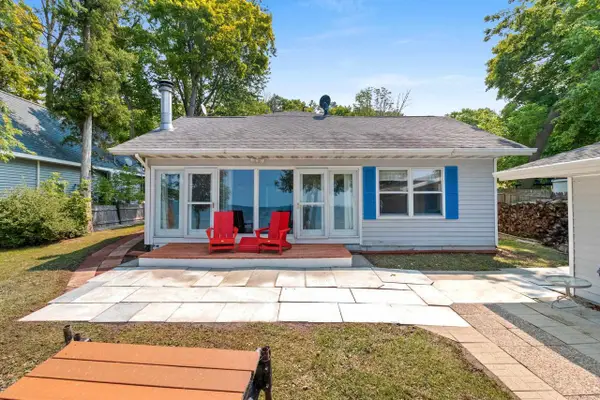 2767 BAY ROAD, Brussels, WI 54204