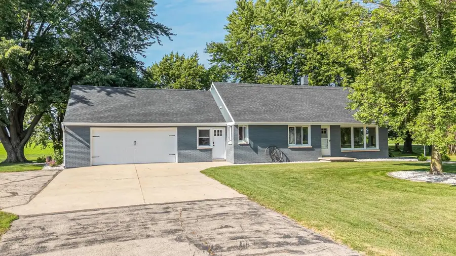 W1720 COUNTY RD UU, Kaukauna, WI 54130 - #2