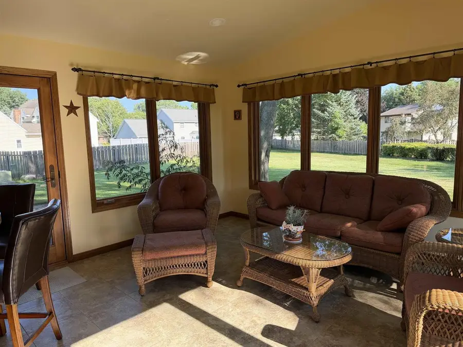 1241 DOVER LANE, Green Bay, WI 54313 - #3