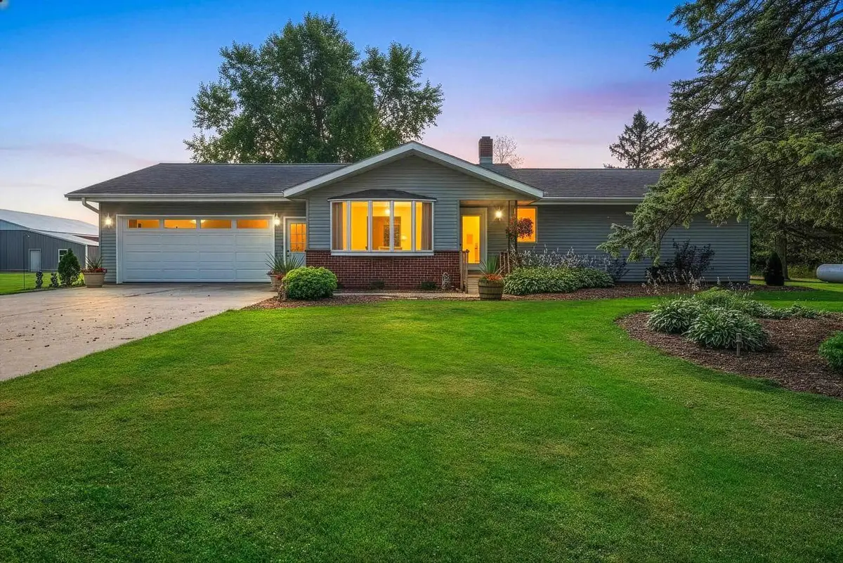 N11424 JEPSON ROAD, Clintonville, WI 54929 - #1