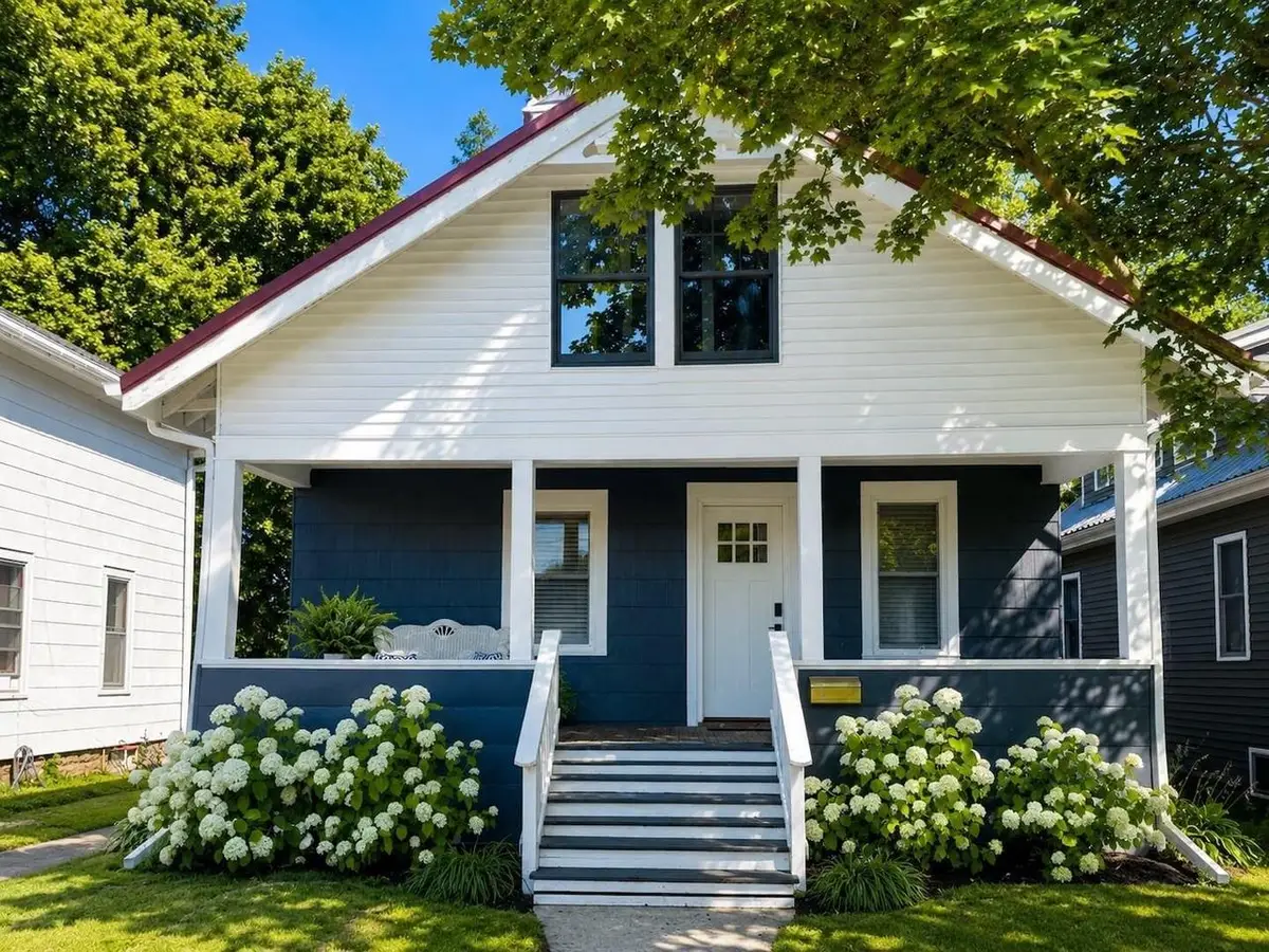 92 LINCOLN AVENUE, Clintonville, WI 54929 - #1