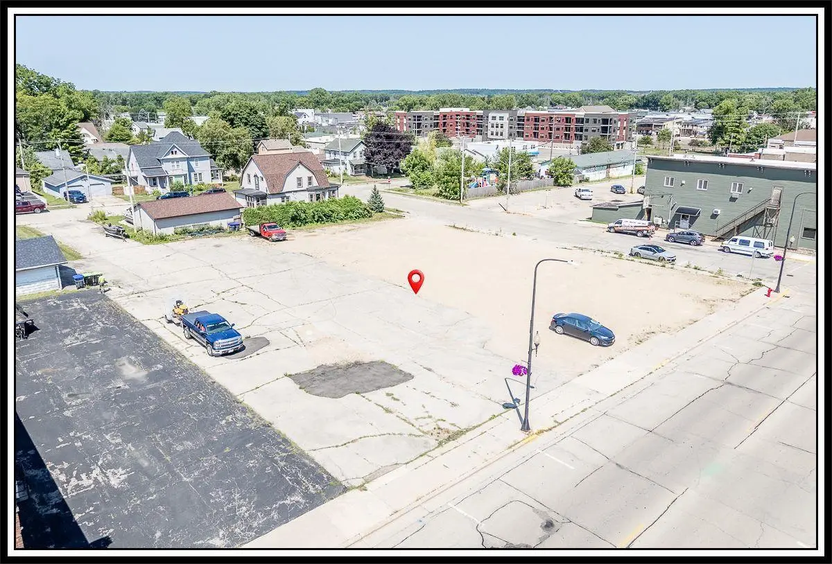 401 S PEARL STREET, New London, WI 54961 - #1