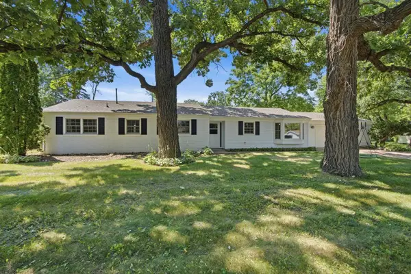 788 FIELDCREST DRIVE, Neenah, WI 54956