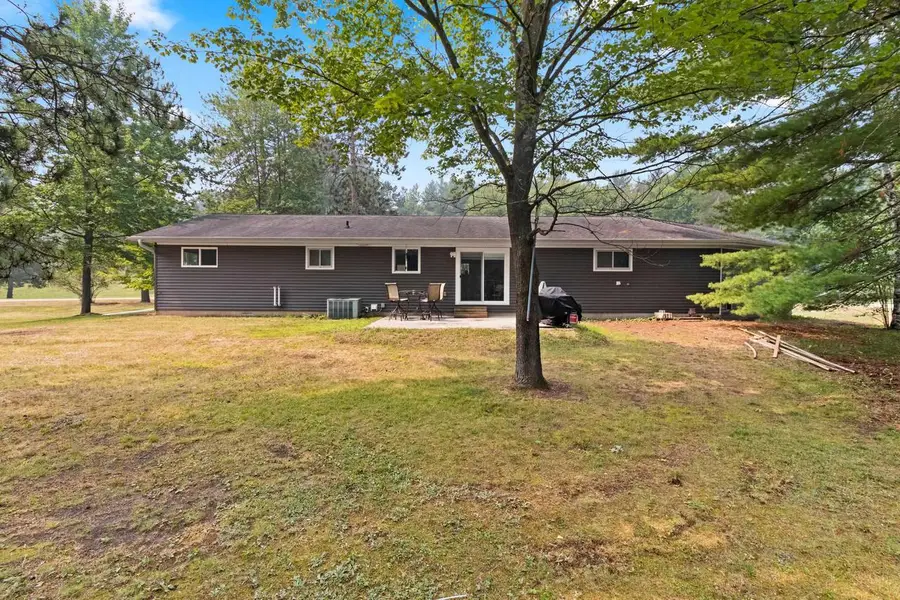 604 WOLF STREET, Crivitz, WI 54114 - #3