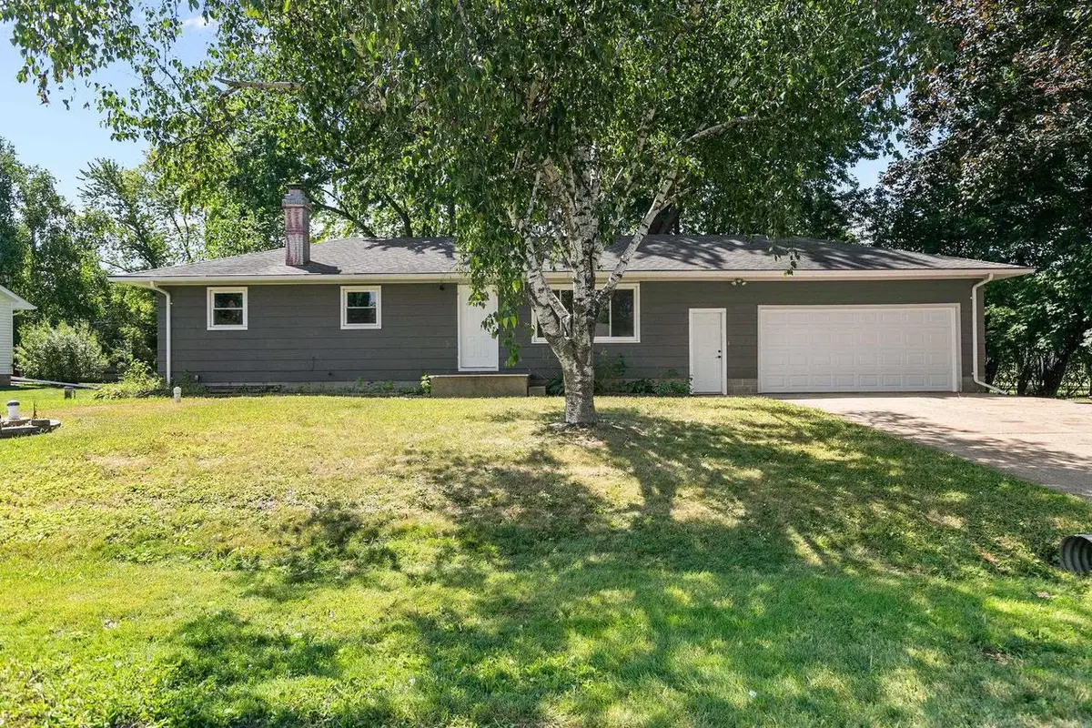 575 GLENDALE AVENUE, Oshkosh, WI 54901 - #1