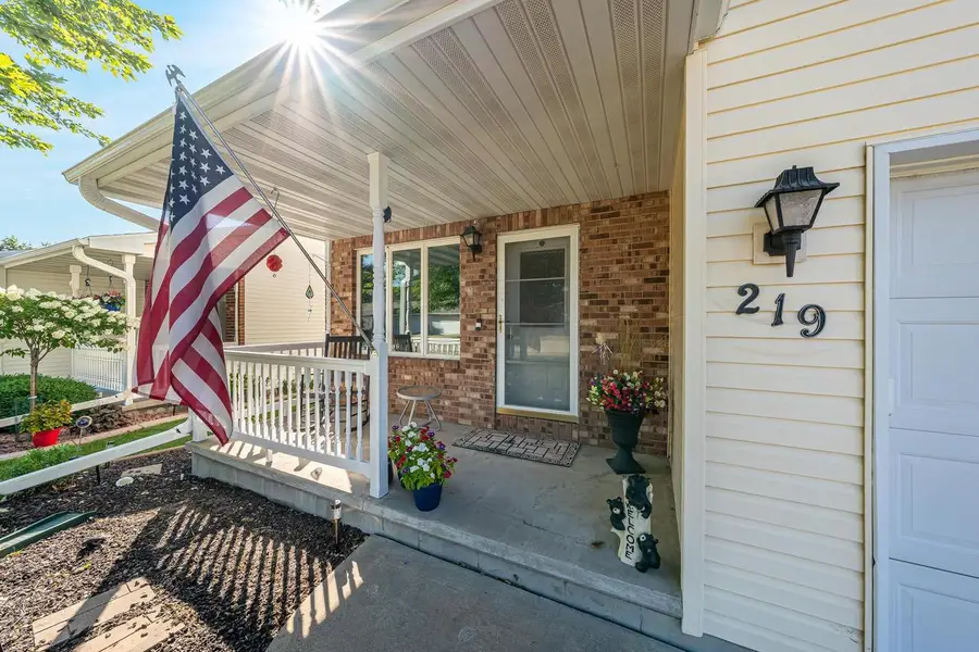 219 PARKSIDE COURT, Kimberly, WI 54136 - #2