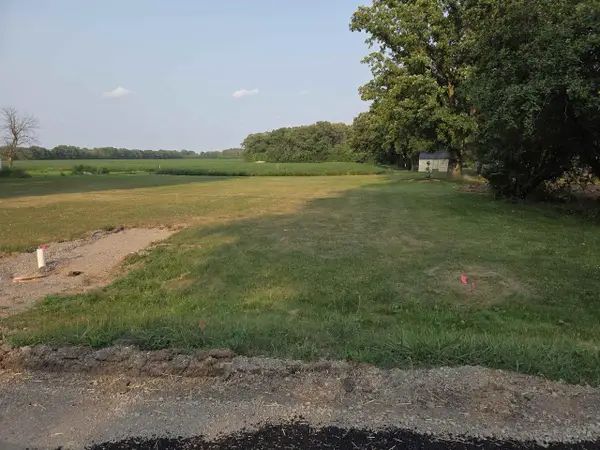 CLAIRVILLE ROAD, Oshkosh, WI 54904