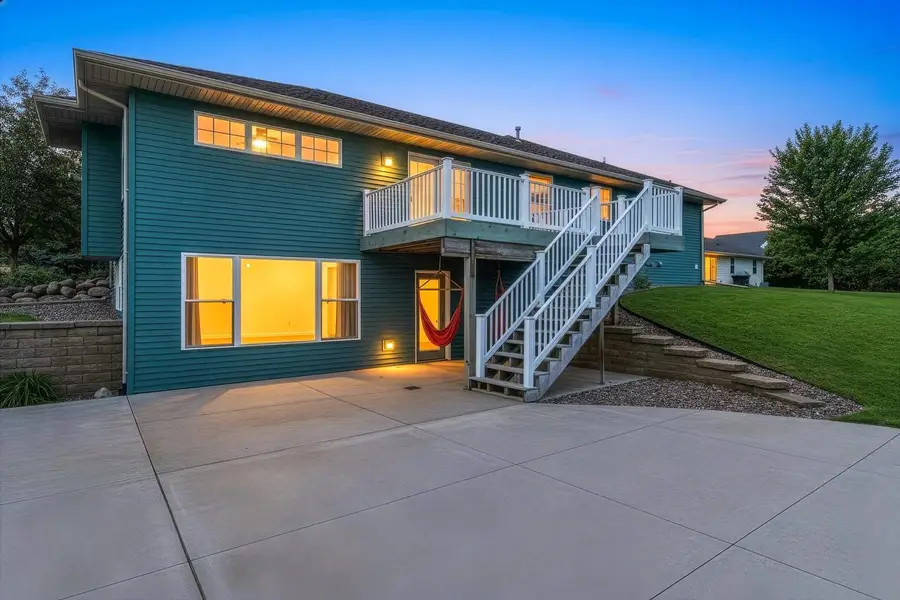 1041 SYMPHONY BOULEVARD, Neenah, WI 54956 - #2