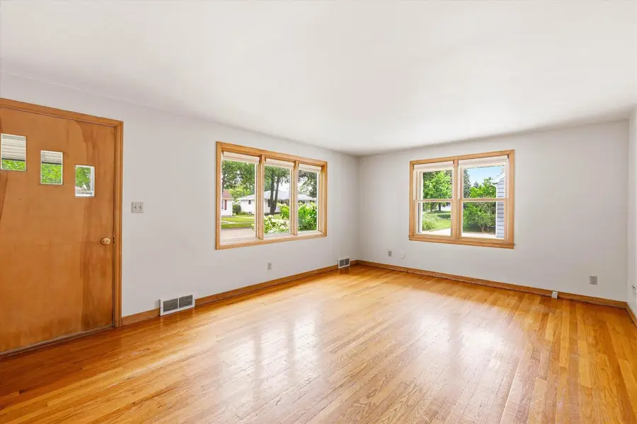 441 N WINNEBAGO STREET, De Pere, WI 54115 - #2
