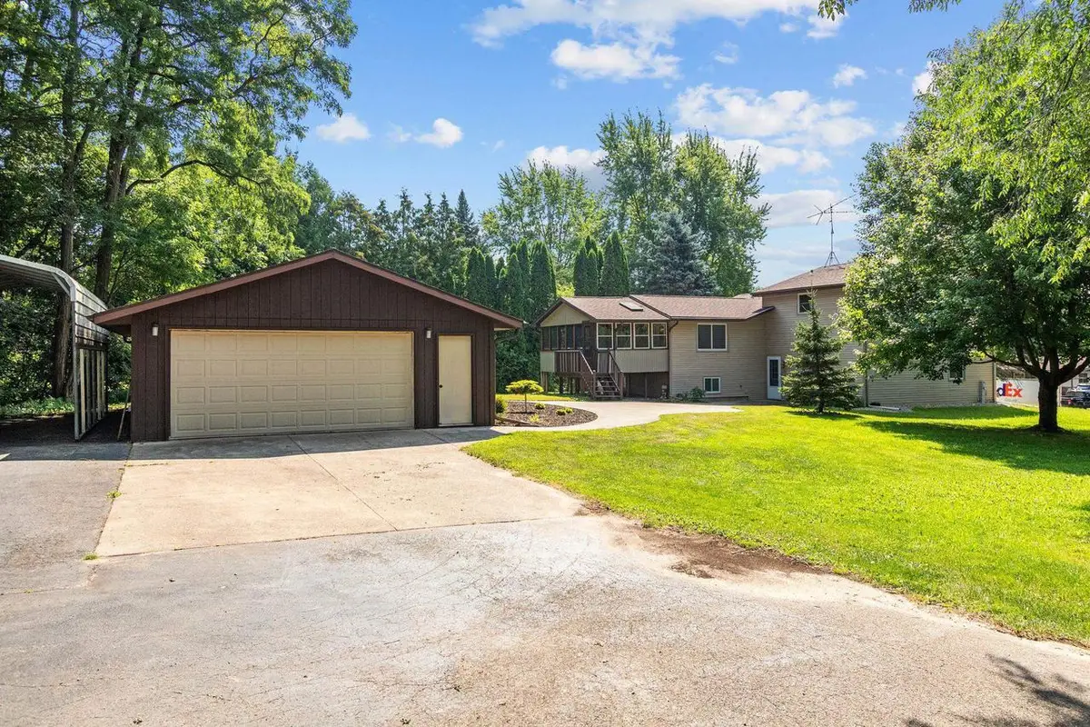 N3868 MOSQUITO HILL ROAD, New London, WI 54961 - #1