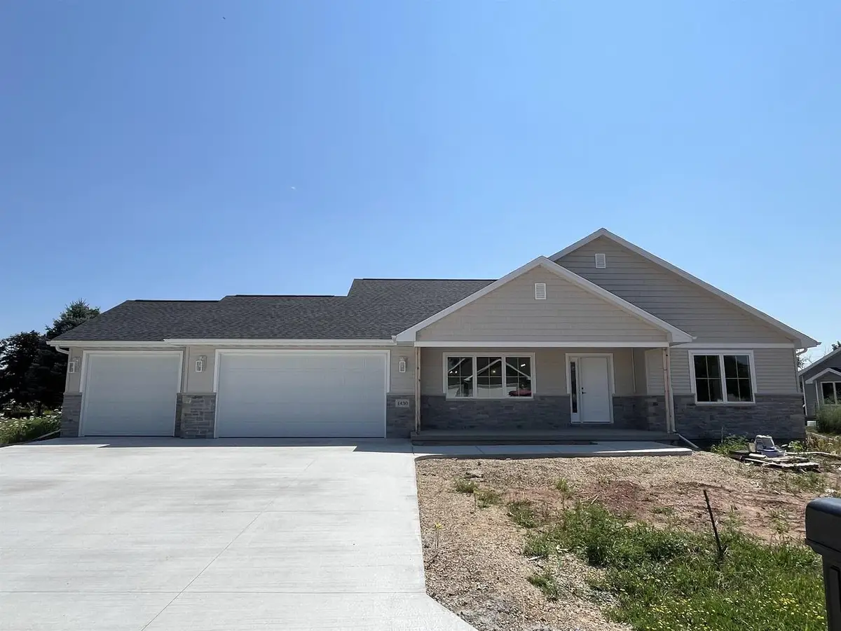 1430 CAROLINE DRIVE, New London, WI 54961 - #1