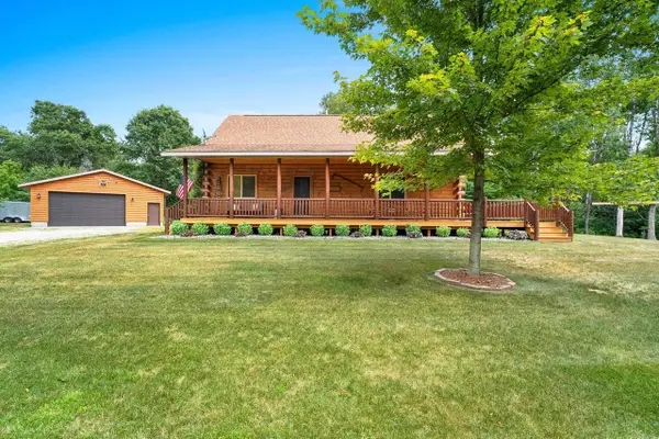 W13501 MERLIN LANE, Crivitz, WI 54114