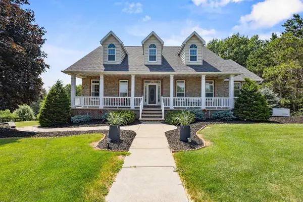 N3224 FEATHER RIDGE DRIVE, Appleton, WI 54913