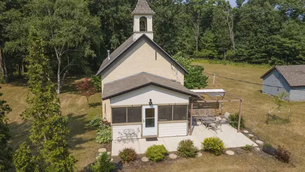 W8224 COTTONVILLE LANE, Wautoma, WI 54982