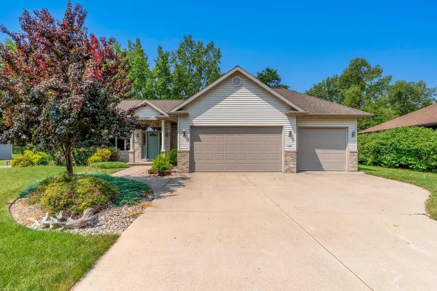 1337 BROOKS LANE, Oshkosh, WI 54904 - #2
