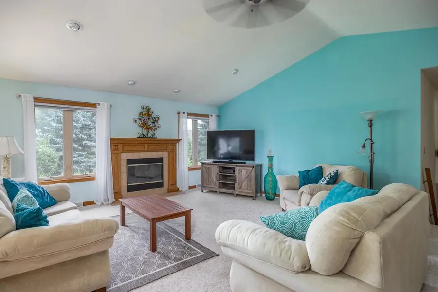 4149 WESTVIEW LANE, Oshkosh, WI 54904 - #2