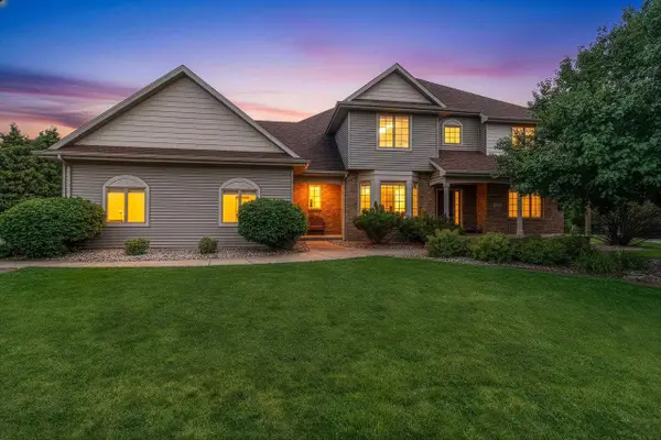 2159 MOONLIGHT COURT, Menasha, WI 54952