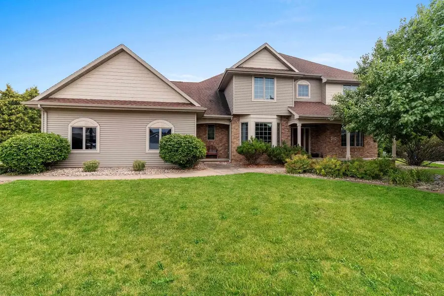 2159 MOONLIGHT COURT, Menasha, WI 54952 - #3