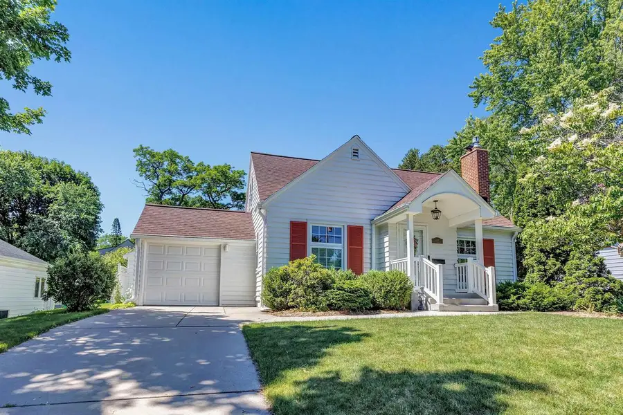 244 E MISSION ROAD, Green Bay, WI 54301 - #3