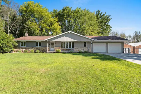 5025 LUXEMBURG ROAD, New Franken, WI 54229
