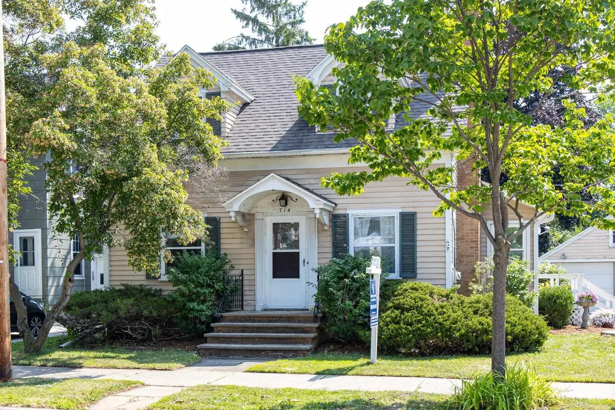 714 N ONEIDA STREET, Appleton, WI 54911 - #1