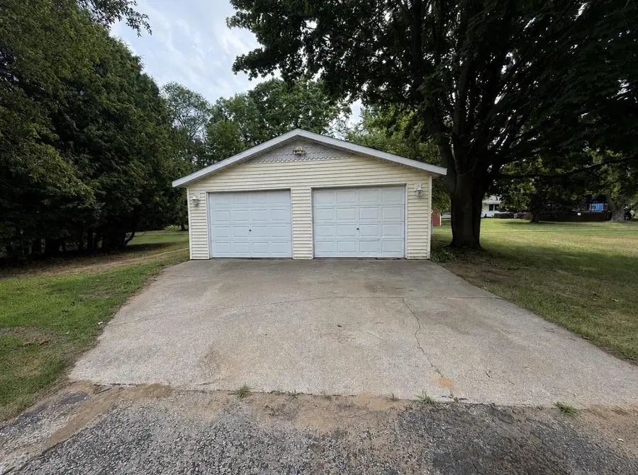 250 S BROWN AVENUE, Peshtigo, WI 54157 - #2