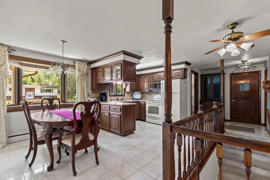 630 W CAPITOL DRIVE, Appleton, WI 54911 - #2