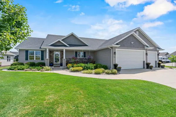 4702 N WREN DRIVE, Appleton, WI 54913
