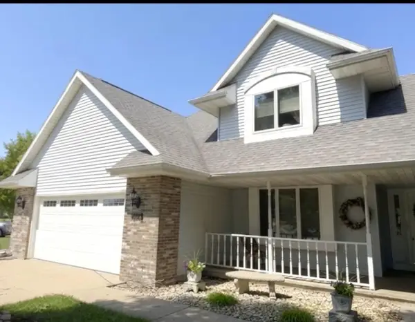 2884 WESTMOOR ROAD, Oshkosh, WI 54904