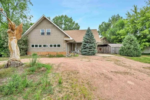 2620 BELLEVUE STREET, Green Bay, WI 54311