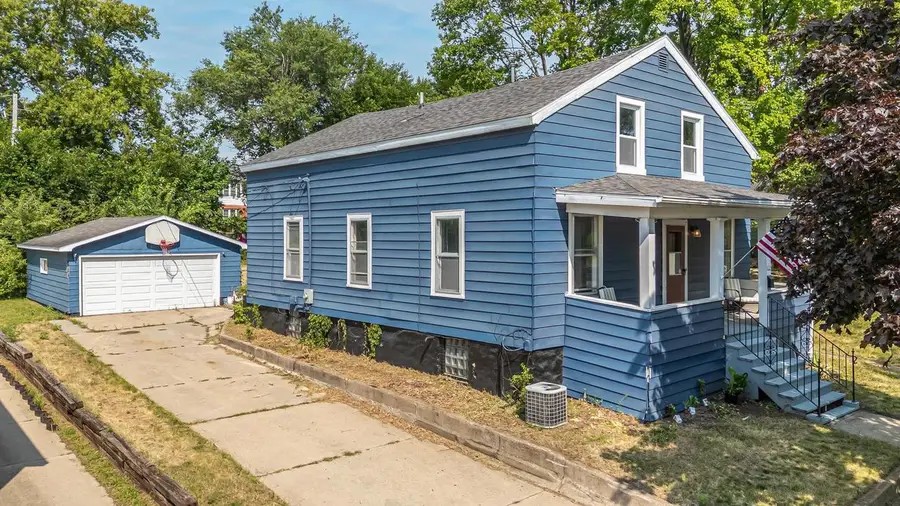 121 S CHURCH STREET, Berlin, WI 54923 - #3