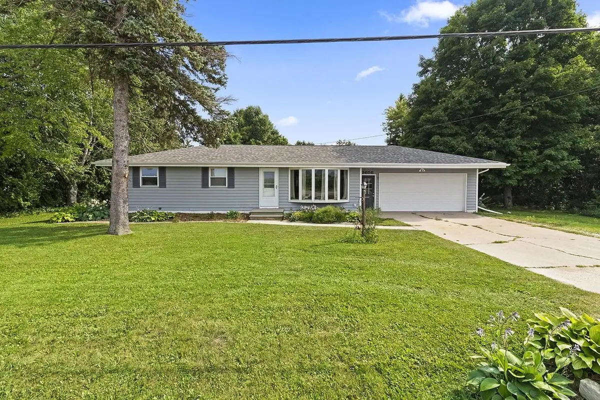 3656 HUMBOLDT ROAD, Green Bay, WI 54311 - #1