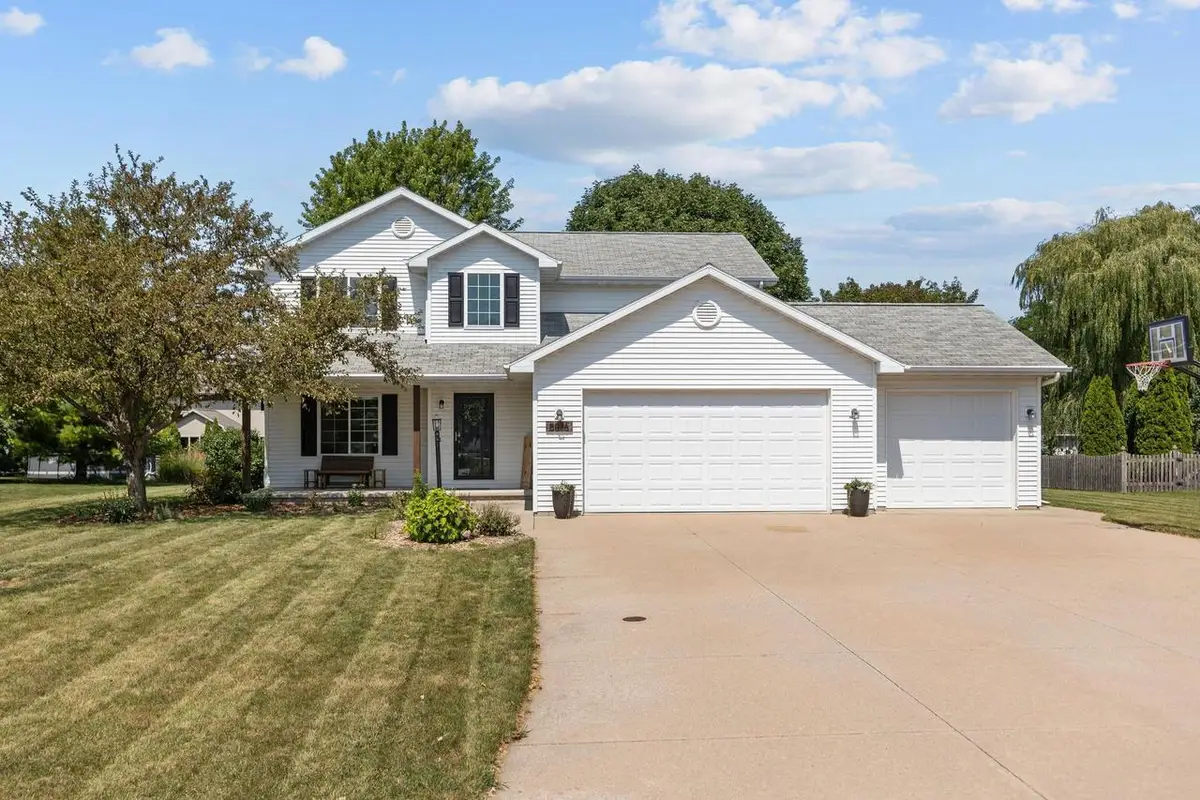 W5876 BLUE BONNET DRIVE, Appleton, WI 54915 - #1
