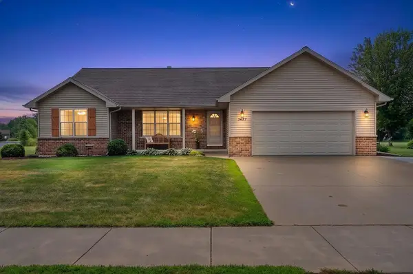 3487 CHATSWORTH DRIVE, Green Bay, WI 54313