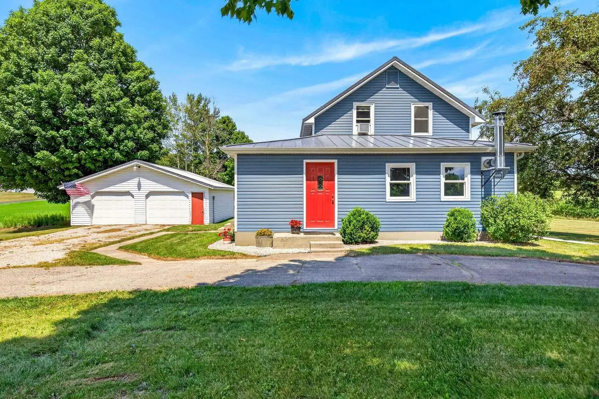 3163 MAN CAL ROAD, Reedsville, WI 54230 - #1