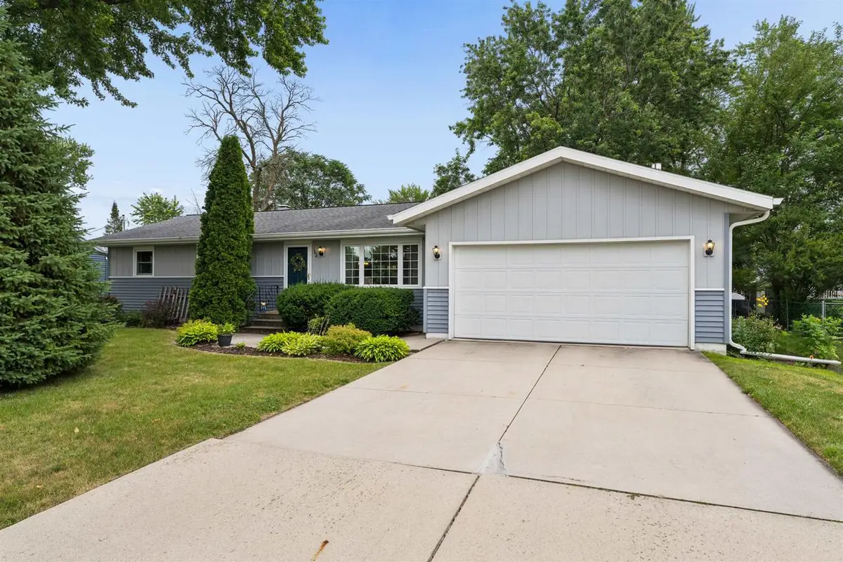 168 MARIA LANE, Fond Du Lac, WI 54935 - #1