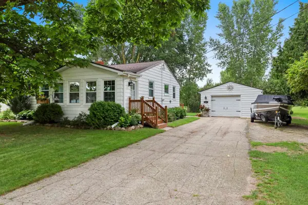 5044 E RONSMAN ROAD, New Franken, WI 54229