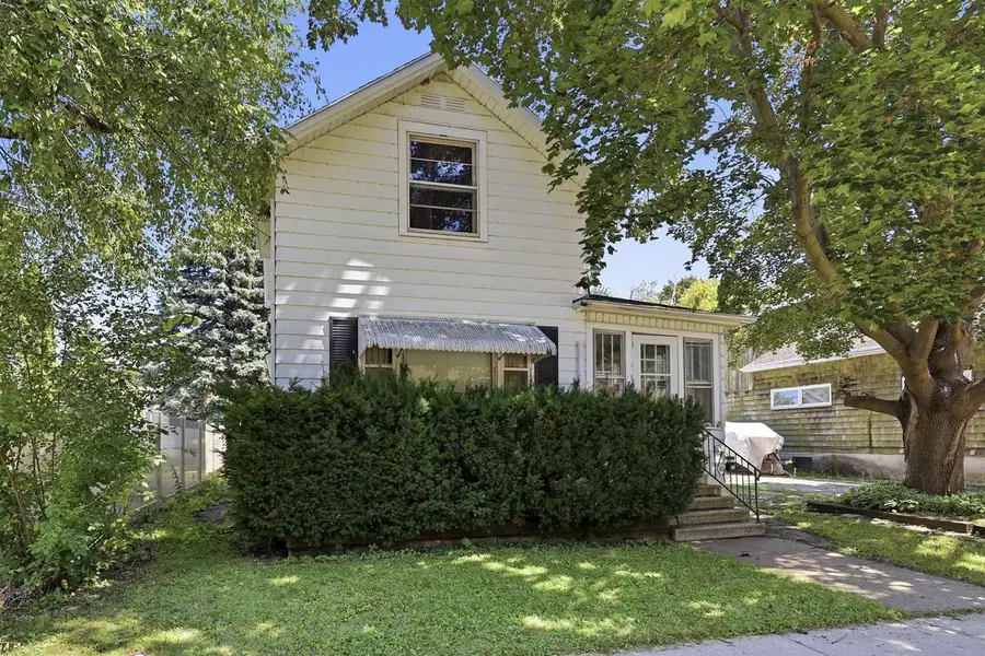 526 BOYD STREET, Oshkosh, WI 54901 - #2