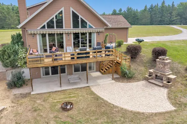 N2561 HODGETT COURT, Waupaca, WI 54981