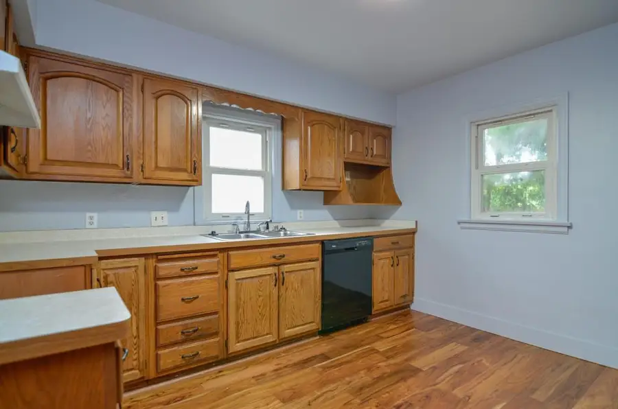 1076 MAYER STREET, Menasha, WI 54952 - #2