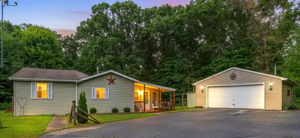 W4863 HIDDEN PINE LANE, Shawano, WI 54166