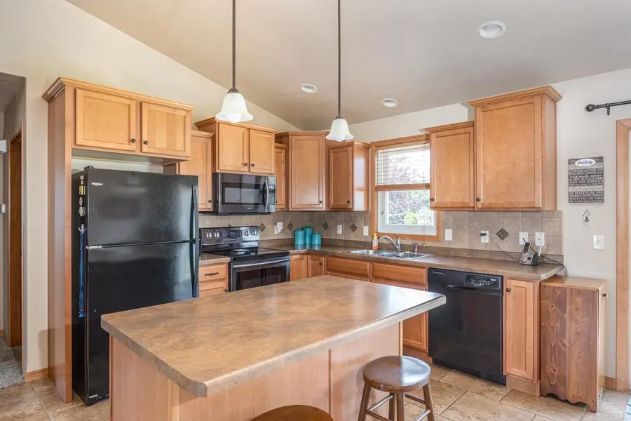 W6196 SHERWOOD POINT DRIVE, Greenville, WI 54942 - #2