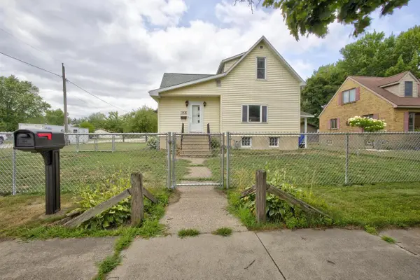 301 N NOQUEBAY AVENUE, Peshtigo, WI 54157