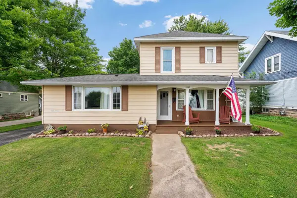 1010 S PEARL STREET, New London, WI 54961